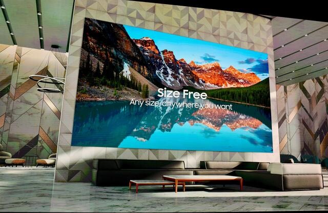 immersive displays.jpg